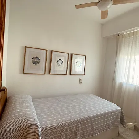Views Of Marinas, Beachfront, Apartment Dénia